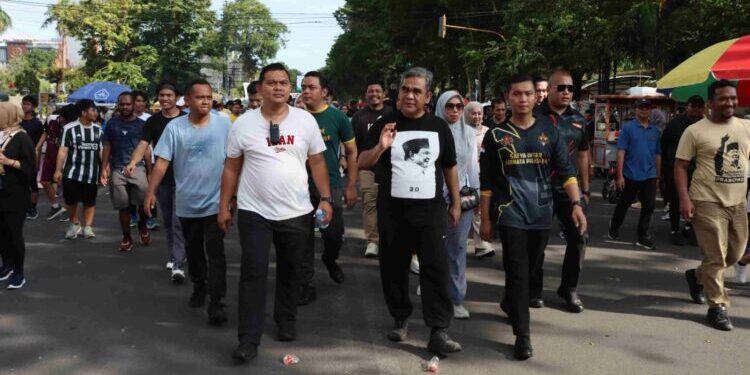 Muzani, Gibran, hingga Gubernur Hadiri Jalan Sehat Bersama Masyarakat Sulsel