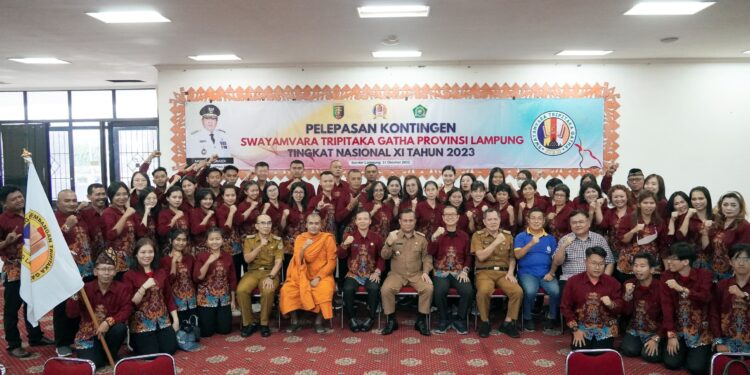Pemprov Lampung Melepas Keberangkatan Kontingen Swayamvara Tripitaka Gatha (STG) Provinsi Lampung Tingkat Nasional