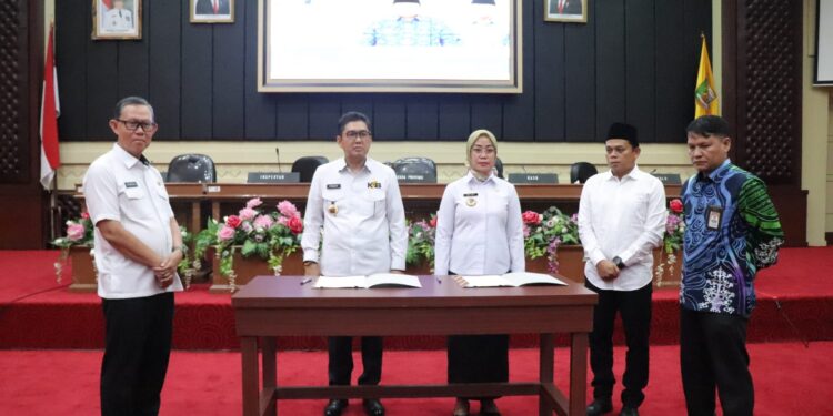 Sekdaprov Lampung Buka Seminar Netralitas dan Profesionalisme ASN dalam Penyelenggaraan Pemilihan Umum Tahun 2024