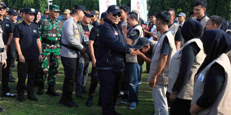 Hadiri Apel Siaga Pengawasan Masa Tenang Pemilu 2024, Gubernur Arinal Djunaidi Harapkan Pemilu di Provinsi Lampung Berlangsung Kondusif