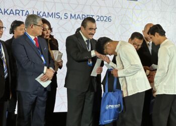 PERADI PROFESIONAL Hadir Bukan Sebagai Tandingan Tetapi Menjawab Tantangan Nyata Dunia Hukum Indonesia