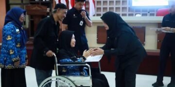 Pemkot Bandar Lampung Serahkan SK Pensiun dan Bantuan Purna Bhakti kepada 116 PNS